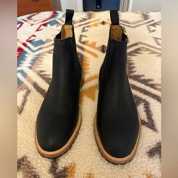 New in Box Nisolo Men’s Everday Chelsea Boot Black Leather Size 11.5 - Picture 9 of 10